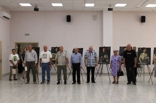 В Заинске открылась республиканская передвижная выставка «Отец героя»