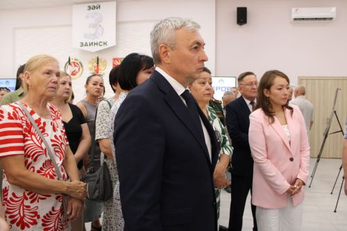 В Заинске открылась республиканская передвижная выставка «Отец героя»