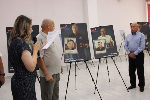 Зәйдә «Герой әтисе» күргәзмәсе ачылды