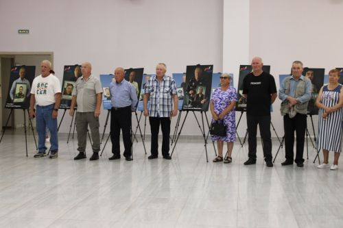 В Заинске открылась республиканская передвижная выставка «Отец героя»