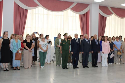 Зәйдә «Герой әтисе» күргәзмәсе ачылды