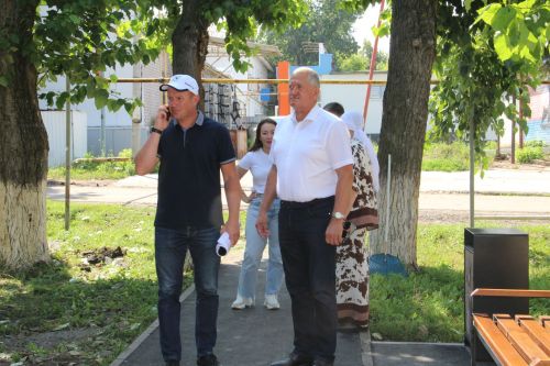 Разиф Каримов лично проверил ход благоустройства: какие объекты преобразились в Заинске?