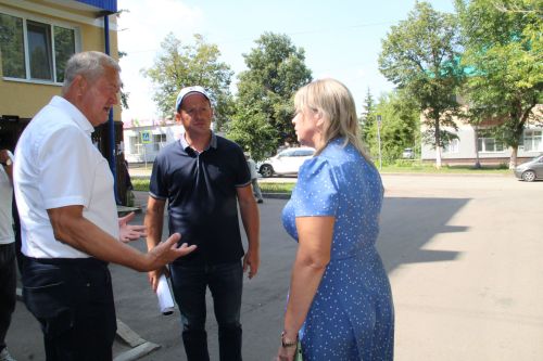 Разиф Каримов лично проверил ход благоустройства: какие объекты преобразились в Заинске?