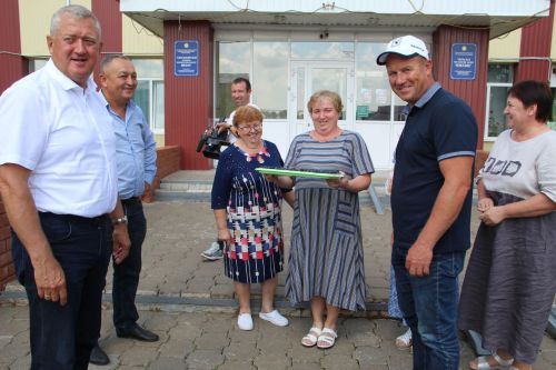 Разиф Каримов лично проверил ход благоустройства: какие объекты преобразились в Заинске?