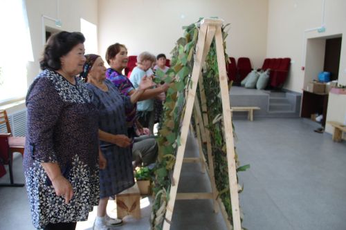 От «Садов памяти» до маскировочных сетей: как Поручиковское поселение пишет современную историю малой родины