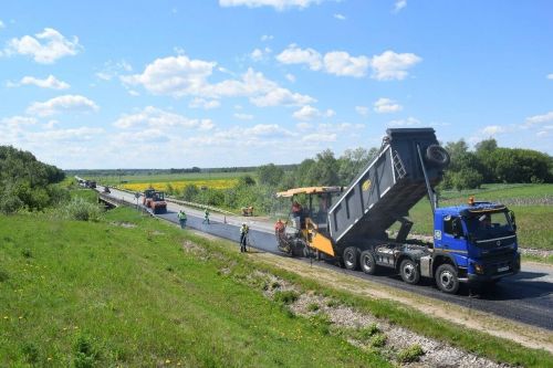 Два километра обновлённой трассы: в Мензелинском районе завершили ремонт дороги по нацпроекту