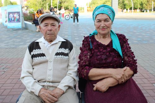 В Заинске семья Барсуковых награждена медалью «За любовь и верность»