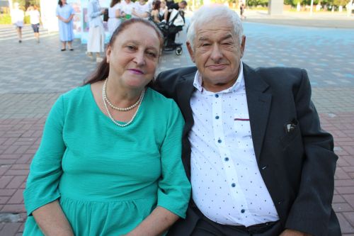 В Заинске семья Барсуковых награждена медалью «За любовь и верность»