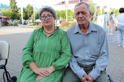 В Заинске семья Барсуковых награждена медалью «За любовь и верность»