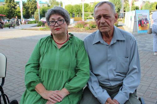 В Заинске семья Барсуковых награждена медалью «За любовь и верность»