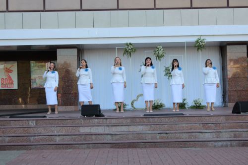 В Заинске семья Барсуковых награждена медалью «За любовь и верность»