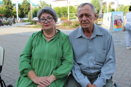 В Заинске семья Барсуковых награждена медалью «За любовь и верность»