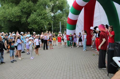 В День семьи, любви и верности в Заинске прошел праздник для детей