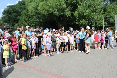 В День семьи, любви и верности в Заинске прошел праздник для детей