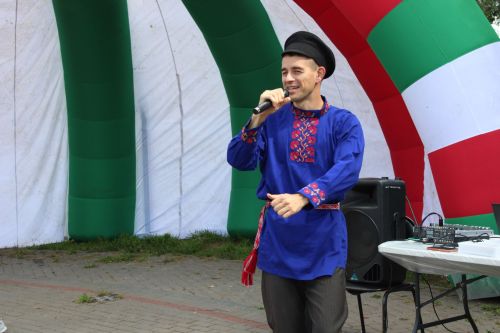В День семьи, любви и верности в Заинске прошел праздник для детей