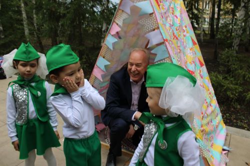 Фестиваль добрососедства «Наш двор» проходит в Заинске