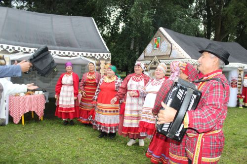 Зәйдә “Безнең ишегалды” игелекле күршеләр фестивале узды