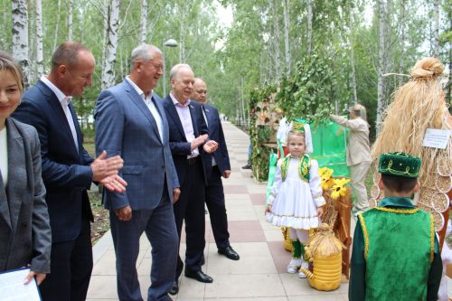 Фестиваль добрососедства «Наш двор» проходит в Заинске