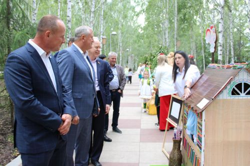 Фестиваль добрососедства «Наш двор» проходит в Заинске