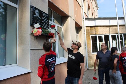 В Заинске почтили память Героя России Сергея Чебнёва