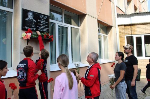 В Заинске почтили память Героя России Сергея Чебнёва