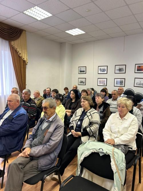 В Заинске продолжаются встречи руководства района с трудовыми коллективами и населением города и района