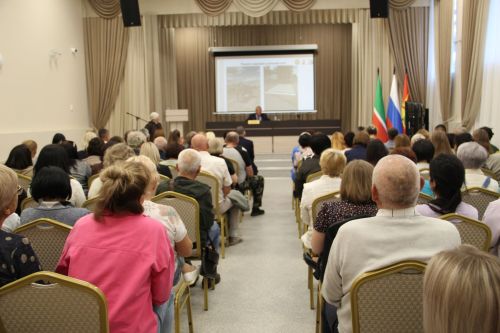 Глава Заинского района Разиф Каримов отчитался перед заинцами о проделанной работе и обозначил планы на будущее