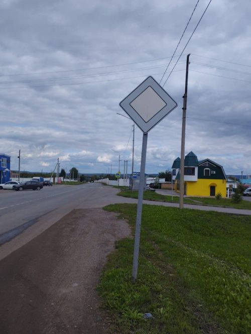 К учебному году готовы: «Благострой» приводит улицы Заинска в порядок