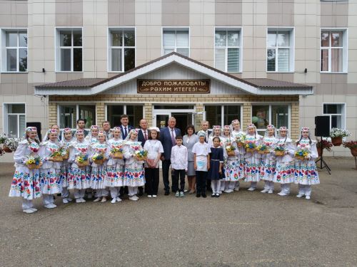 Зәйдә Шәһәр һәм Республика көне уңаеннан төзекләндерелгән объектлар ачыла