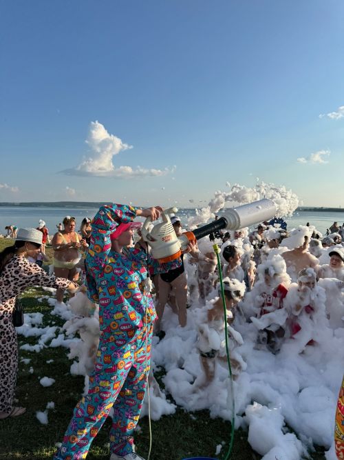 В Заинске костюмированный SUP-фестиваль собрал ярких и креативных участников