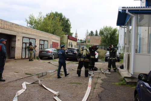 В Заинском городском суде отработали действия при пожаре