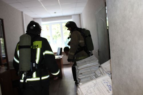 В Заинском городском суде отработали действия при пожаре