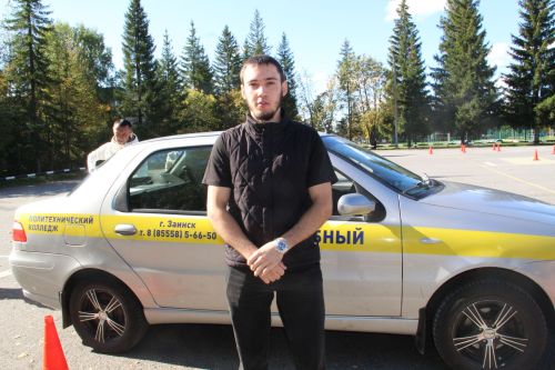 Зәй студентлары “Автосессия-2025” район этабын үтте
