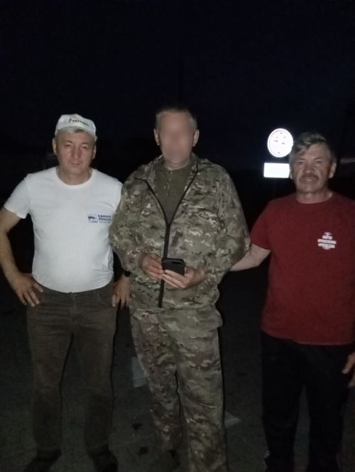 Зәйдән хәрбиләргә “УАЗ” машинасы һәм гуманитар ярдәм илтелде