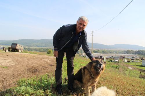 Валентин Шалапаев: “Авылда үскәннәр эштән курыкмый”