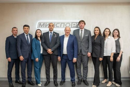 Герой России Расим Баксиков проходит стажировку в Министерстве спорта Республики Татарстан