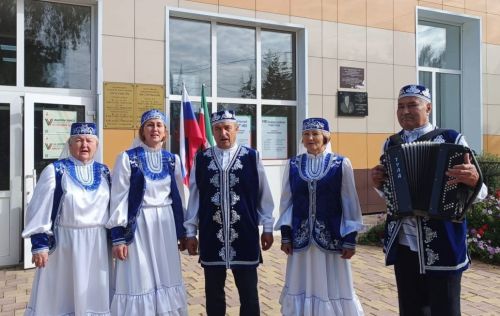 В Заинском районе на выборах голосуют целыми творческими коллективами