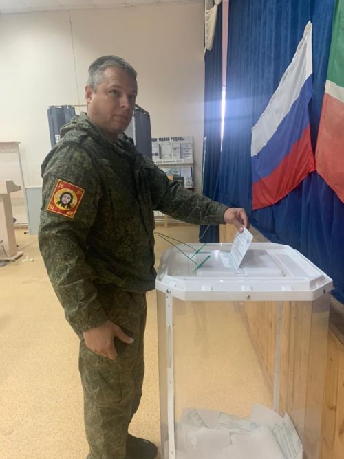 Зәй районында махсус хәрби операция ветераны Татарстан Рәисен сайлауларда үз тавышын бирде