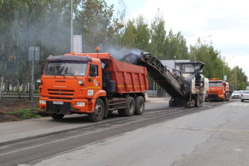 Зәйнең Җиңү проспектында урам юлын төзекләндерүгә керештеләр