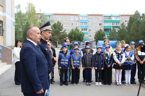 Зәйдә иң яхшы яшь юл инспекторы отряды командасын билгелиләр
