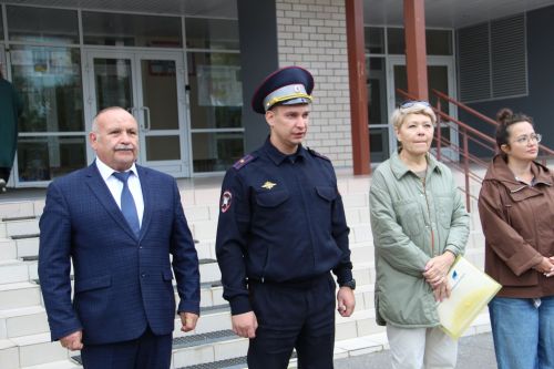 Зәйдә иң яхшы яшь юл инспекторы отряды командасын билгелиләр