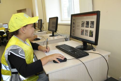 Зәйдә иң яхшы яшь юл инспекторы отряды командасын билгелиләр