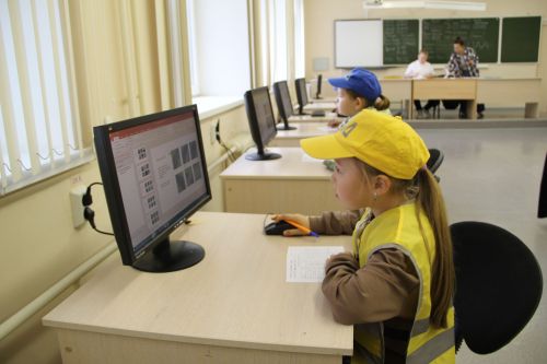 Зәйдә иң яхшы яшь юл инспекторы отряды командасын билгелиләр