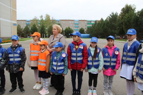 Зәйдә иң яхшы яшь юл инспекторы отряды командасын билгелиләр