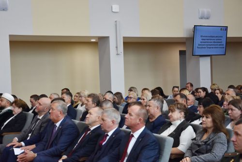 Зәйдә бишенче чакырылыш район Советы утырышы үтте