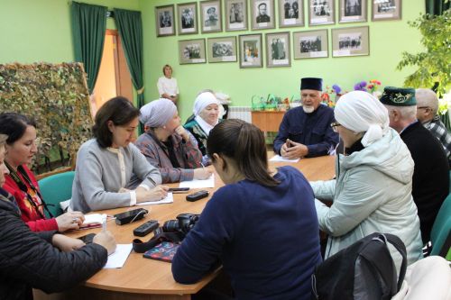 Экспедиция из Института языка, литературы и искусства изучает духовную культуру татар Заинского района