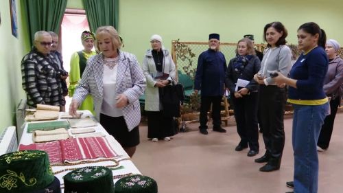 Ученые в поисках уникальных артефактов