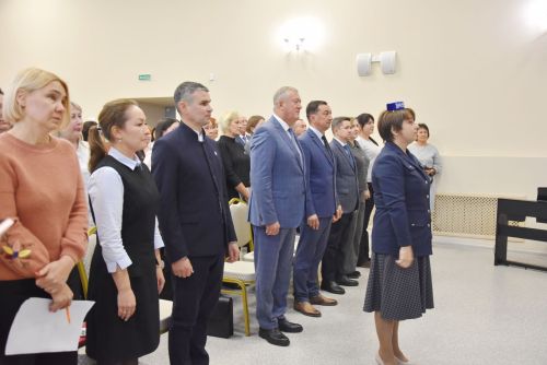 В Заинске состоялось первое в новом учебном году совещание директоров школ с главой района