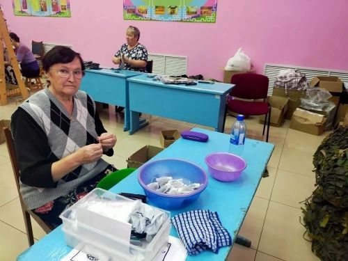 Виталий Агапов навестил малую родину: народный артист поблагодарил волонтёров Савалеево