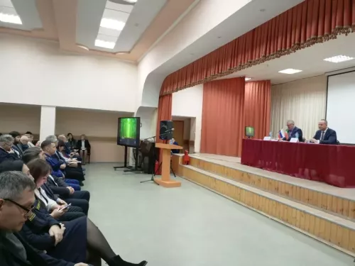 Шәһәр тирәлегенең төзеклеге, матурлыгы анда яшәүчеләрнең намуслы гамәлләренә дә бәйле